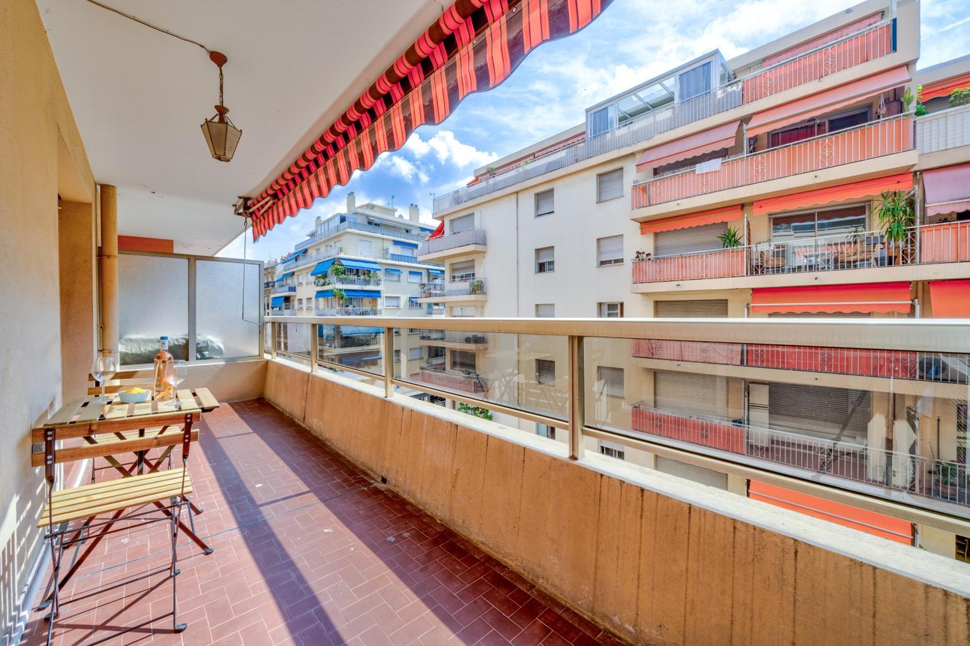 Near Old Town And Apartment Fully Renovated Nice Luaran gambar